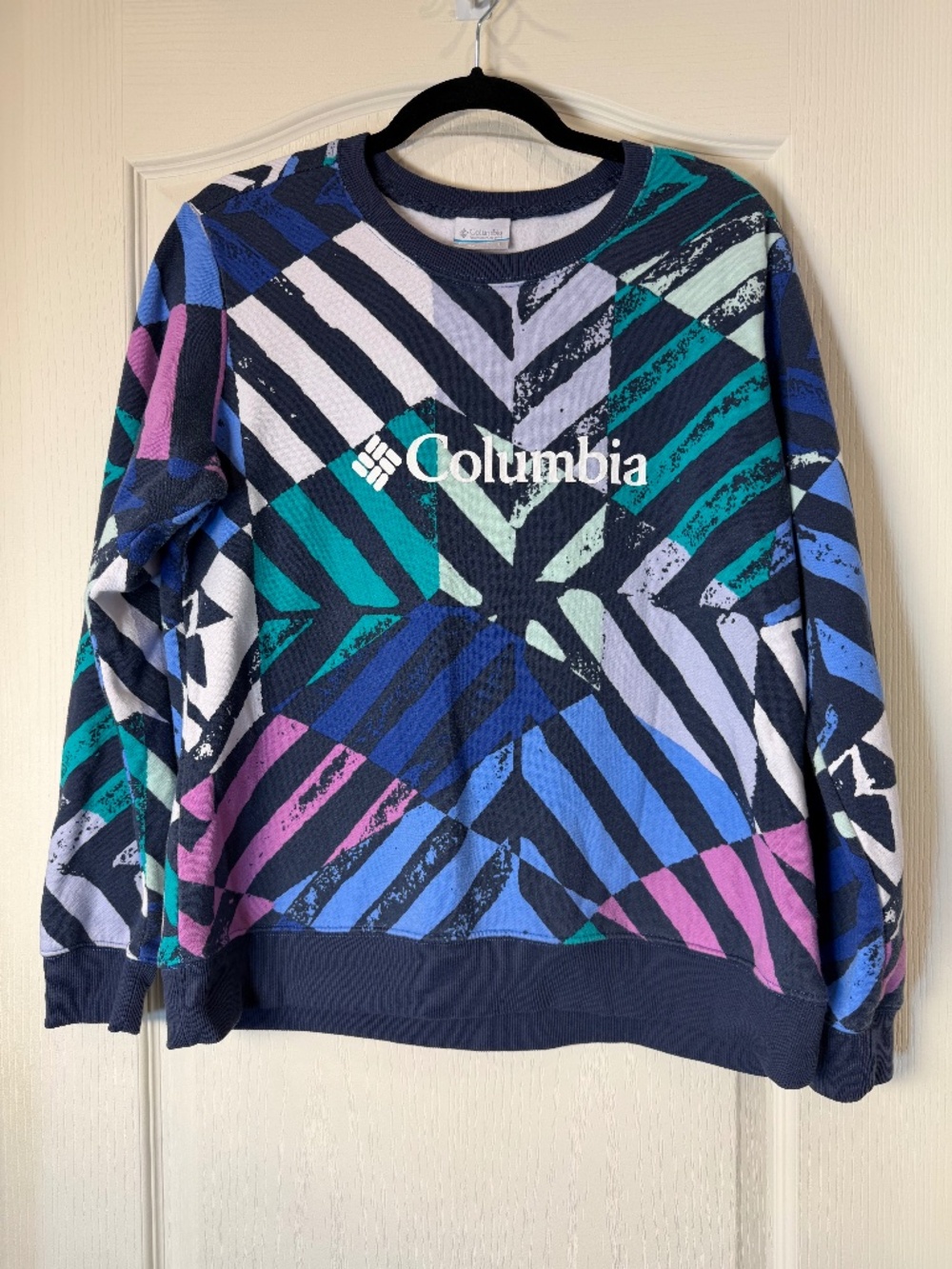 Columbia Sportswear Geometric Graphic Sweatshirt Navy Blue Retro 80s 90s Look